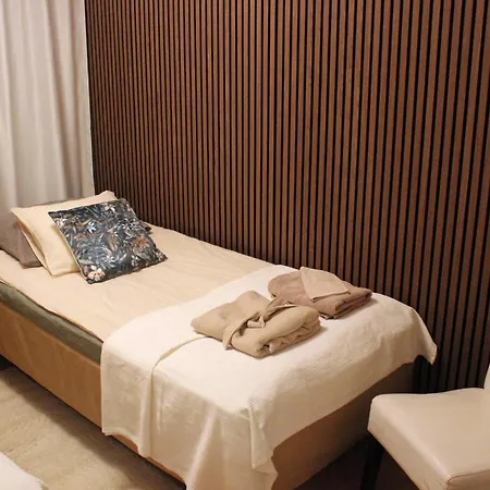 Two-room In The Center Of With A Sauna! Free Parking! *